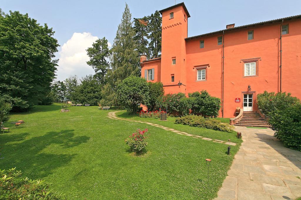 Отель Castello Rosso Костильоле-Салуццо Экстерьер фото